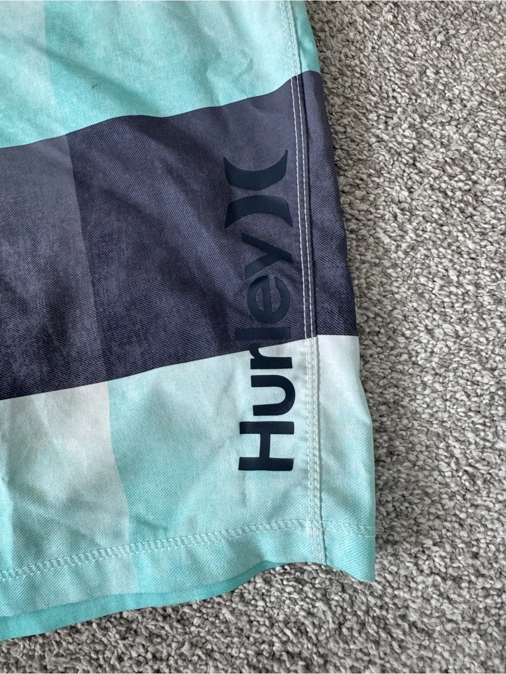 Hurley Phantom Board Shorts Men’s Size 33 Performance Swim Trunks